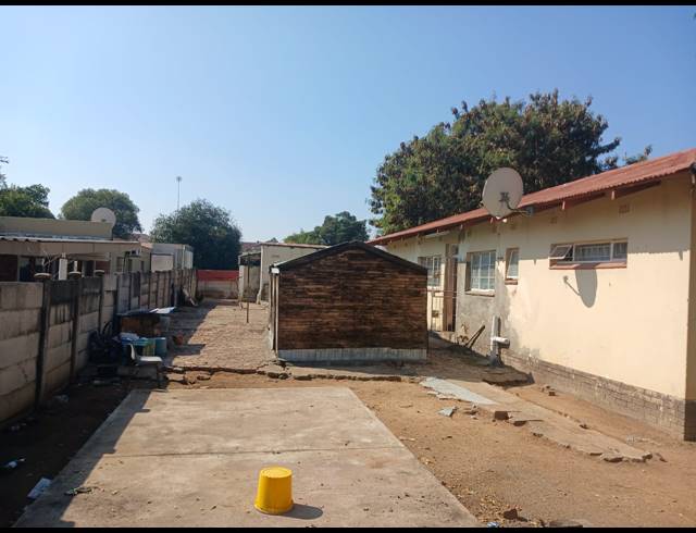 3 BEDROOM HOUSE FOR SALE IN ANNADALE